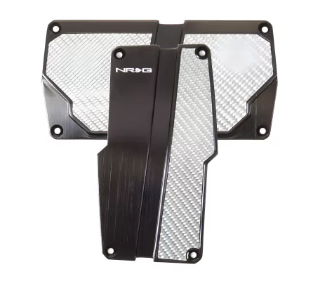 Universal (Automatic Transmission) (Black with Silver Carbon Fiber)
